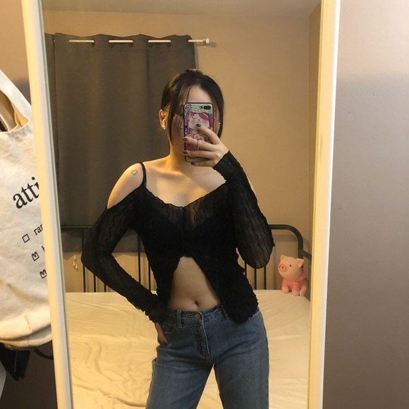 Irregular cut mesh top - Picture 2 of 7